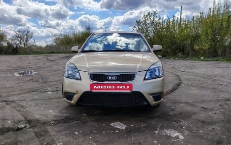 KIA Rio II, 2011 год, 450 000 рублей, 2 фотография