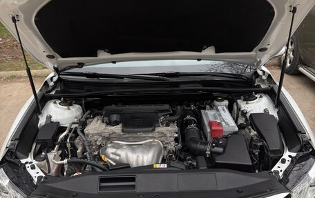 Toyota Camry, 2020 год, 3 300 000 рублей, 10 фотография