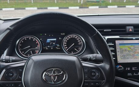 Toyota Camry, 2020 год, 3 300 000 рублей, 11 фотография