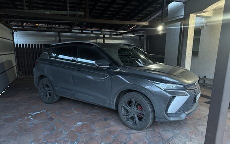 Geely Coolray I, 2024 год, 2 050 000 рублей, 2 фотография