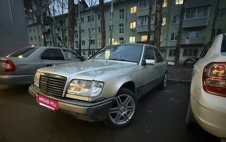 Mercedes-Benz W124, 1988 год, 200 000 рублей, 2 фотография
