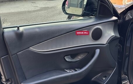 Mercedes-Benz E-Класс, 2019 год, 2 150 000 рублей, 19 фотография