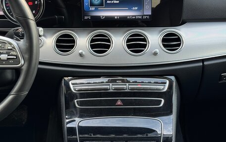 Mercedes-Benz E-Класс, 2019 год, 2 150 000 рублей, 25 фотография