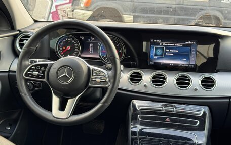 Mercedes-Benz E-Класс, 2019 год, 2 150 000 рублей, 27 фотография