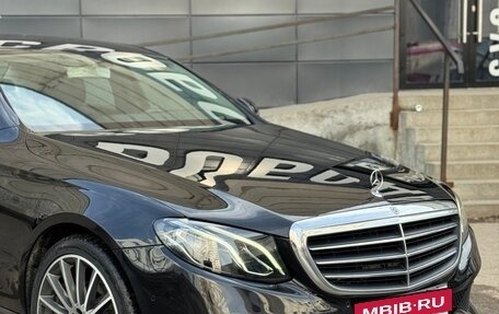 Mercedes-Benz E-Класс, 2019 год, 2 150 000 рублей, 35 фотография