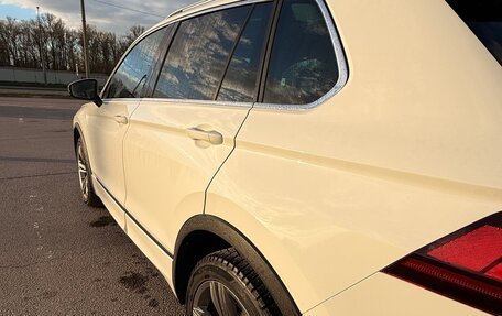 Volkswagen Tiguan II, 2019 год, 2 450 000 рублей, 6 фотография