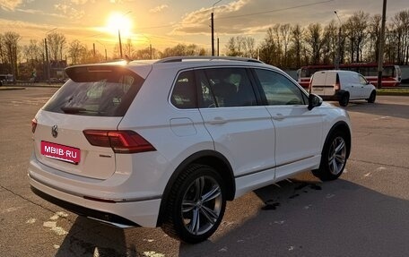 Volkswagen Tiguan II, 2019 год, 2 450 000 рублей, 3 фотография