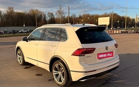 Volkswagen Tiguan II, 2019 год, 2 450 000 рублей, 4 фотография