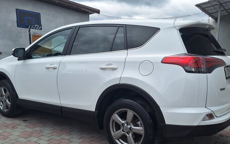 Toyota RAV4, 2018 год, 2 650 000 рублей, 3 фотография