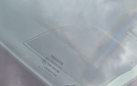 Toyota RAV4, 2018 год, 2 650 000 рублей, 11 фотография