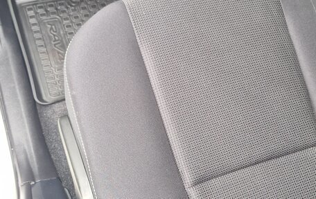 Toyota RAV4, 2018 год, 2 650 000 рублей, 17 фотография