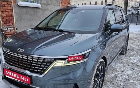 KIA Carnival, 2021 год, 3 700 000 рублей, 5 фотография