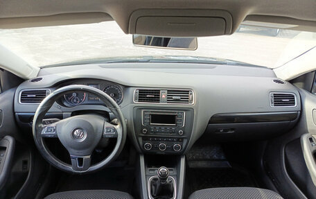 Volkswagen Jetta VI, 2014 год, 945 000 рублей, 17 фотография