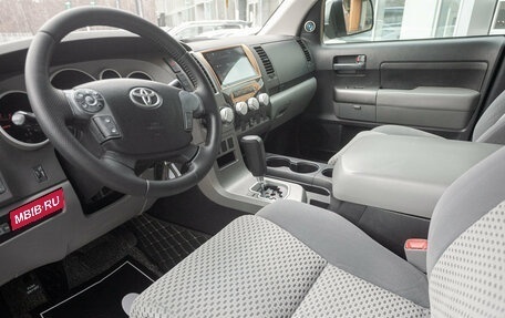 Toyota Tundra II, 2010 год, 3 359 000 рублей, 8 фотография
