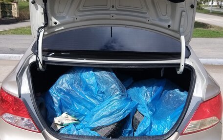 Hyundai Solaris II рестайлинг, 2014 год, 815 000 рублей, 7 фотография