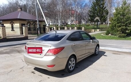 Hyundai Solaris II рестайлинг, 2014 год, 815 000 рублей, 4 фотография