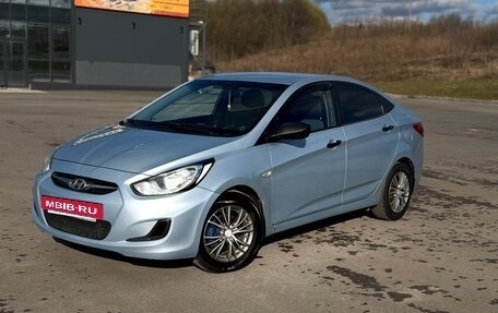 Hyundai Solaris II рестайлинг, 2013 год, 687 000 рублей, 9 фотография