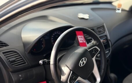 Hyundai Solaris II рестайлинг, 2013 год, 687 000 рублей, 13 фотография