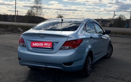 Hyundai Solaris II рестайлинг, 2013 год, 687 000 рублей, 5 фотография