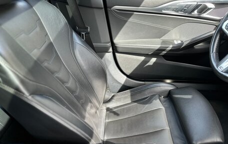 BMW 8 серия, 2019 год, 7 400 000 рублей, 21 фотография