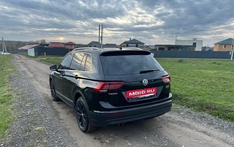 Volkswagen Tiguan II, 2018 год, 2 340 000 рублей, 7 фотография