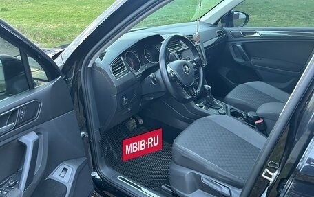 Volkswagen Tiguan II, 2018 год, 2 340 000 рублей, 11 фотография