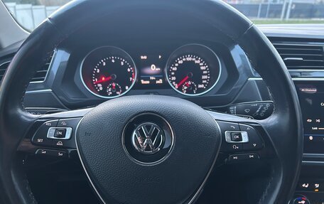 Volkswagen Tiguan II, 2018 год, 2 340 000 рублей, 20 фотография