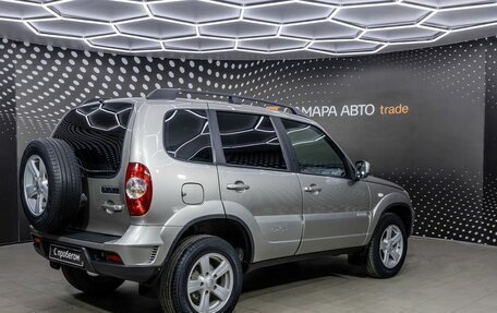 Chevrolet Niva I рестайлинг, 2016 год, 689 000 рублей, 2 фотография