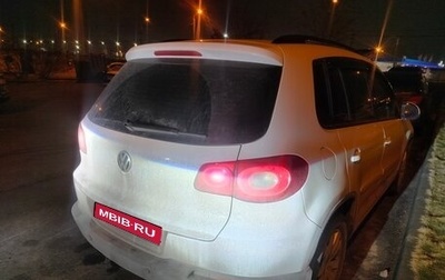 Volkswagen Tiguan I, 2011 год, 900 000 рублей, 1 фотография