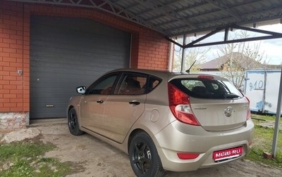 Hyundai Solaris II рестайлинг, 2013 год, 640 000 рублей, 1 фотография