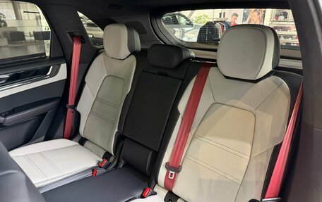 Porsche Cayenne III, 2024 год, 22 300 000 рублей, 23 фотография