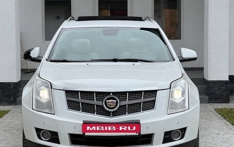 Cadillac SRX II рестайлинг, 2011 год, 900 000 рублей, 2 фотография