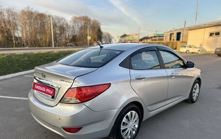Hyundai Solaris II рестайлинг, 2011 год, 535 000 рублей, 7 фотография