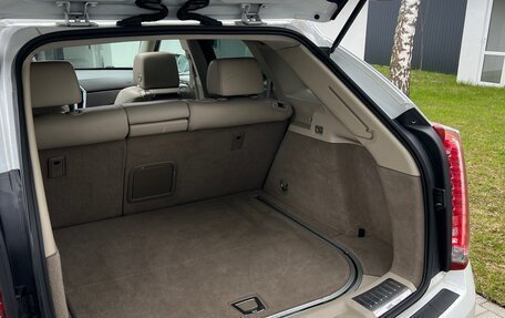 Cadillac SRX II рестайлинг, 2011 год, 900 000 рублей, 17 фотография