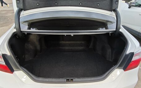 Toyota Camry, 2015 год, 1 750 000 рублей, 11 фотография