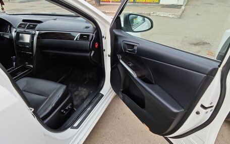 Toyota Camry, 2015 год, 1 750 000 рублей, 5 фотография