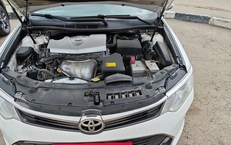 Toyota Camry, 2015 год, 1 750 000 рублей, 2 фотография