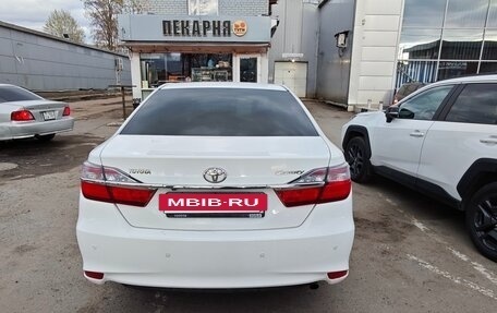 Toyota Camry, 2015 год, 1 750 000 рублей, 12 фотография