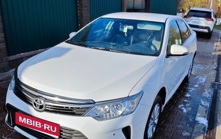 Toyota Camry, 2015 год, 1 750 000 рублей, 26 фотография