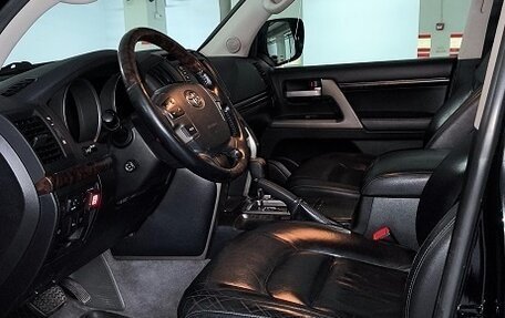 Toyota Land Cruiser 200, 2011 год, 3 306 000 рублей, 9 фотография