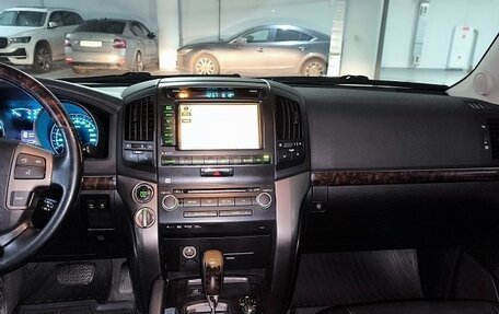 Toyota Land Cruiser 200, 2011 год, 3 306 000 рублей, 12 фотография