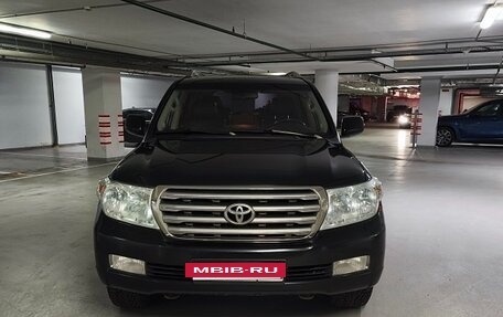Toyota Land Cruiser 200, 2011 год, 3 306 000 рублей, 2 фотография
