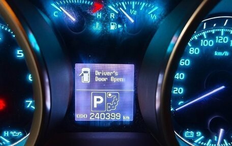 Toyota Land Cruiser 200, 2011 год, 3 306 000 рублей, 14 фотография