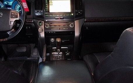 Toyota Land Cruiser 200, 2011 год, 3 306 000 рублей, 13 фотография