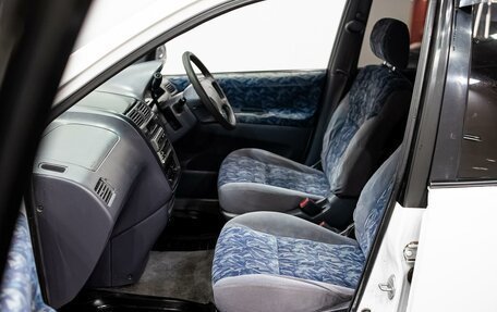 Toyota Ipsum II, 1997 год, 465 000 рублей, 15 фотография