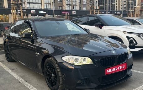 BMW 5 серия, 2011 год, 2 000 000 рублей, 2 фотография