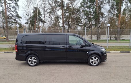 Mercedes-Benz Vito, 2019 год, 4 000 000 рублей, 3 фотография