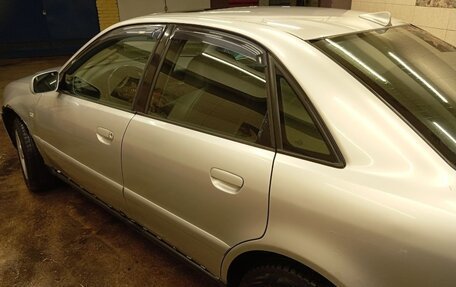 Audi A4, 2001 год, 430 000 рублей, 1 фотография