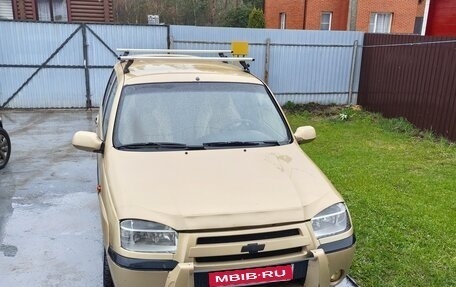 Chevrolet Niva I рестайлинг, 2005 год, 260 000 рублей, 1 фотография