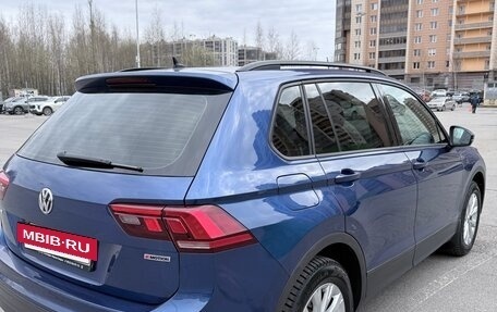 Volkswagen Tiguan II, 2020 год, 2 950 000 рублей, 3 фотография